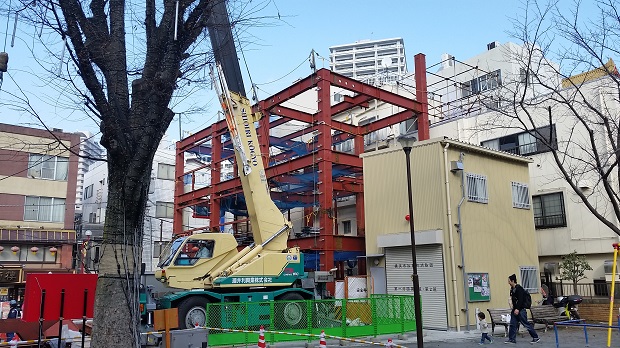 2015年12月　横浜市中区町内会館　S造3F　48トン